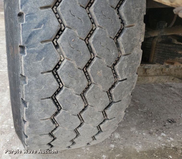 image for item LC9822 2009 Sterling L-Line dump truck