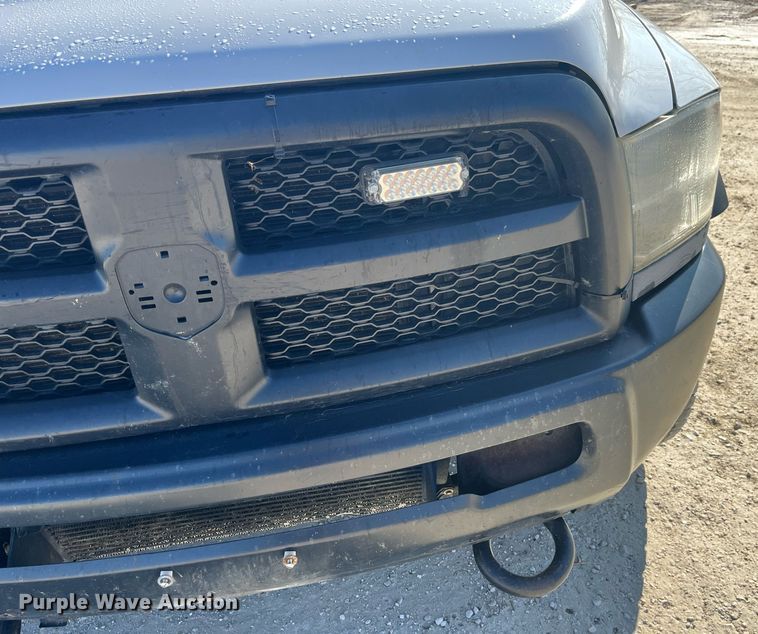 image for item LD9957 2014 Dodge Ram 5500 HD bucket truck