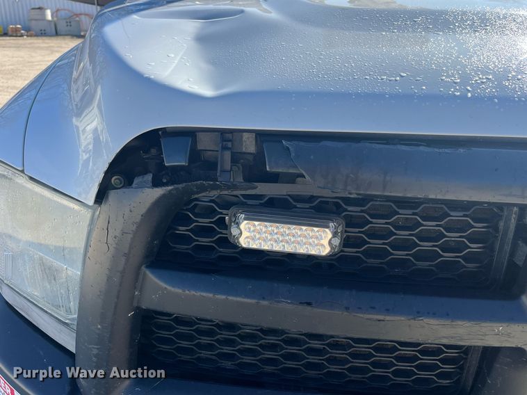 image for item LD9957 2014 Dodge Ram 5500 HD bucket truck