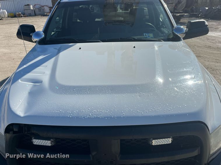 image for item LD9957 2014 Dodge Ram 5500 HD bucket truck