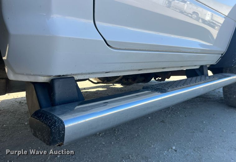 image for item LD9957 2014 Dodge Ram 5500 HD bucket truck