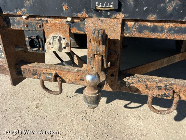 image for item LD9957 2014 Dodge Ram 5500 HD bucket truck