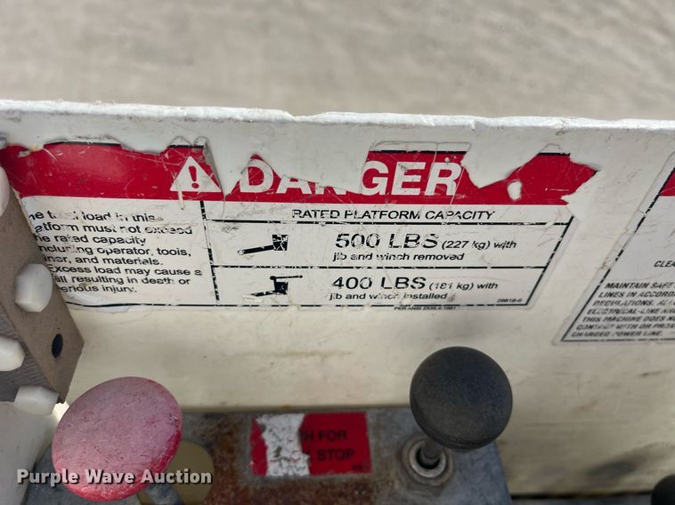 image for item LD9957 2014 Dodge Ram 5500 HD bucket truck