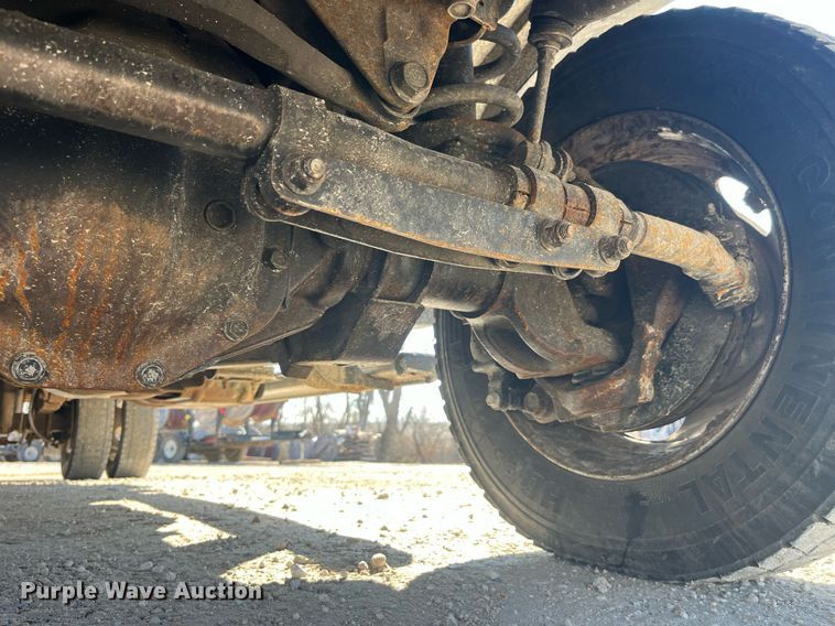 image for item LD9957 2014 Dodge Ram 5500 HD bucket truck