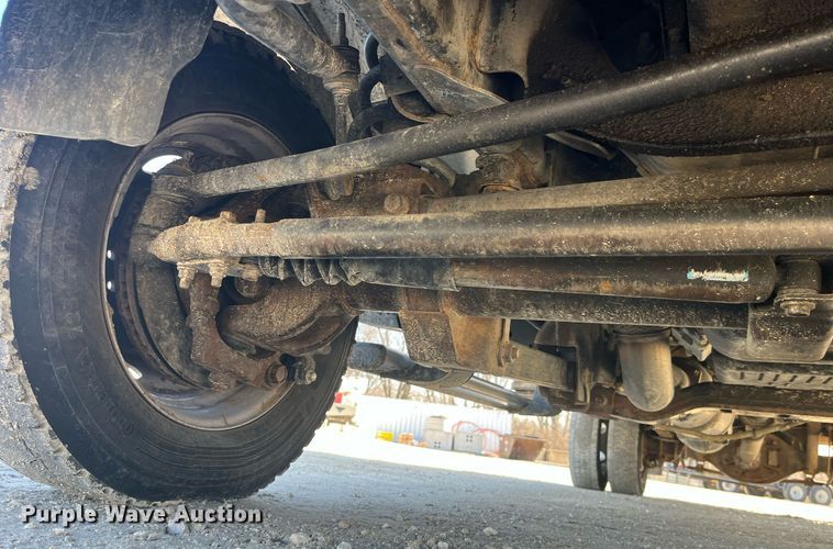 image for item LD9957 2014 Dodge Ram 5500 HD bucket truck