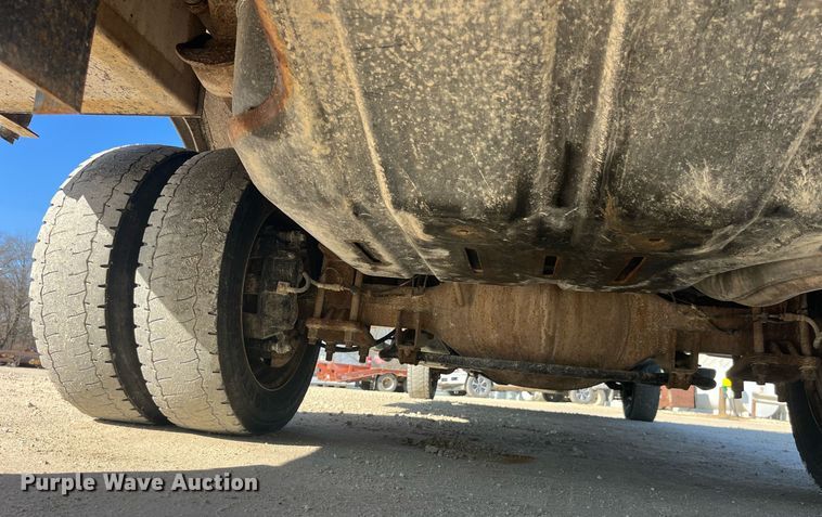 image for item LD9957 2014 Dodge Ram 5500 HD bucket truck