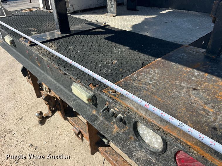 image for item LD9957 2014 Dodge Ram 5500 HD bucket truck