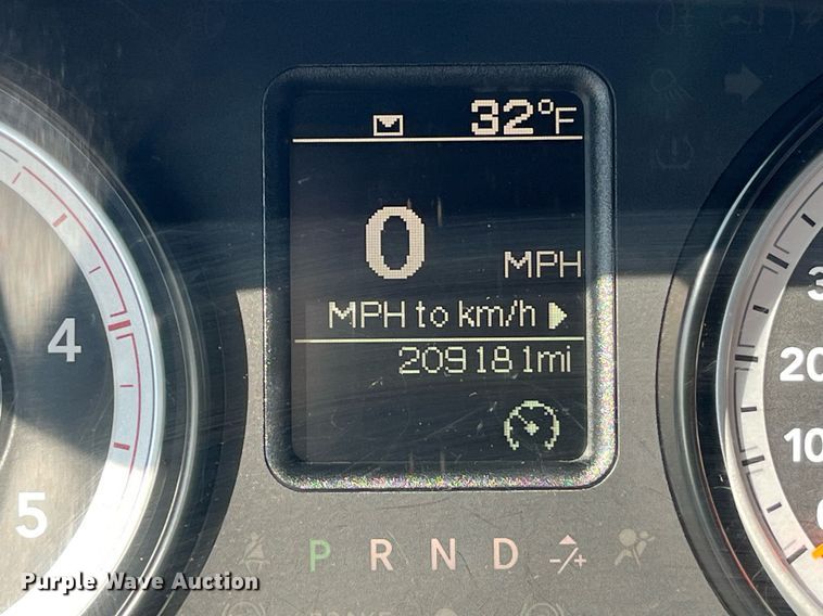 image for item LD9957 2014 Dodge Ram 5500 HD bucket truck