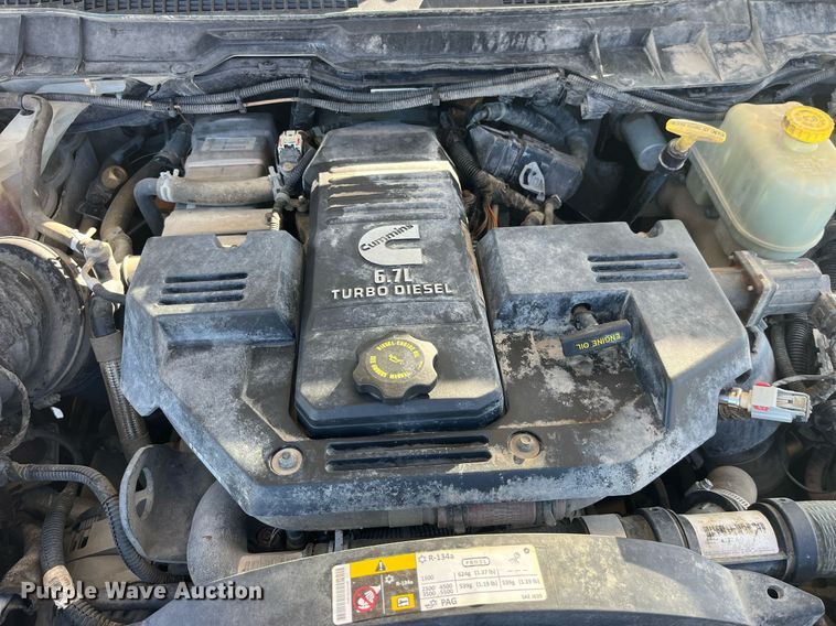 image for item LD9957 2014 Dodge Ram 5500 HD bucket truck