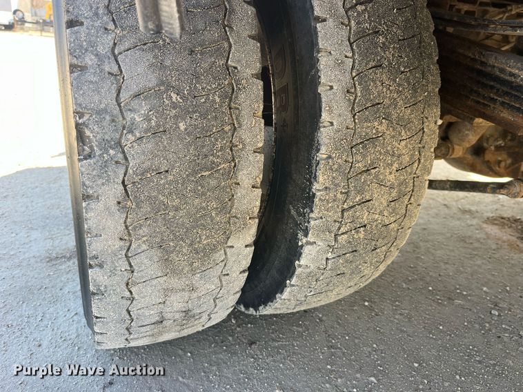 image for item LD9957 2014 Dodge Ram 5500 HD bucket truck