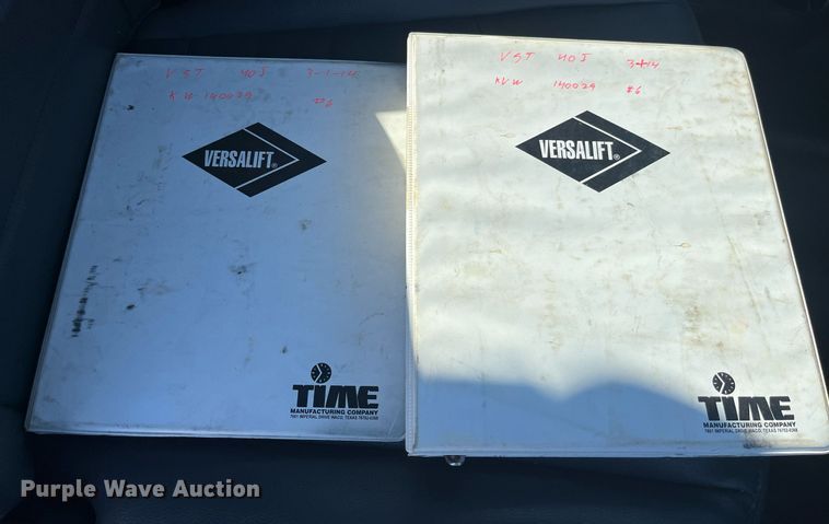 image for item LD9957 2014 Dodge Ram 5500 HD bucket truck