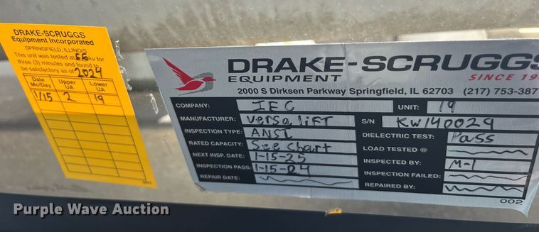 image for item LD9957 2014 Dodge Ram 5500 HD bucket truck