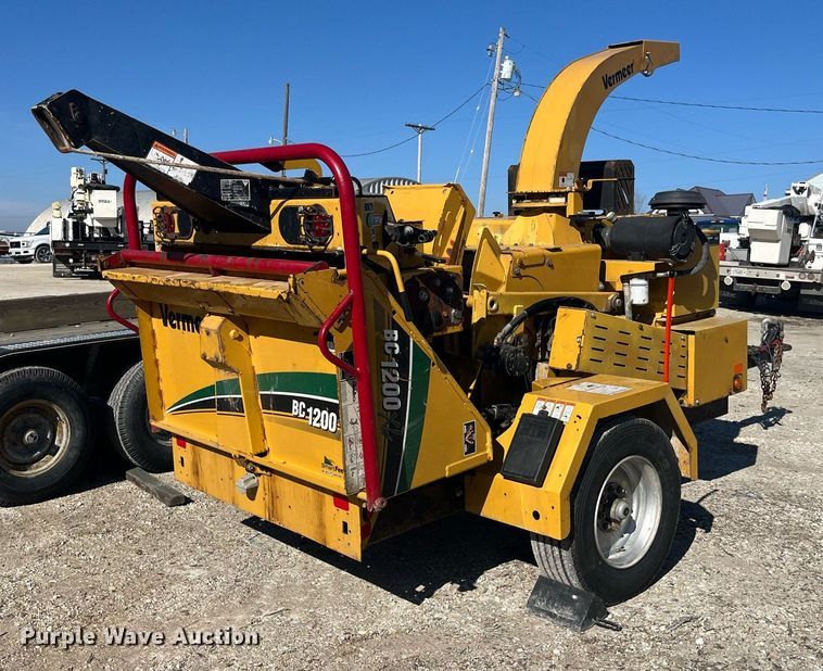 image for item LD9958 2018 Vermeer BC1200XL wood chipper