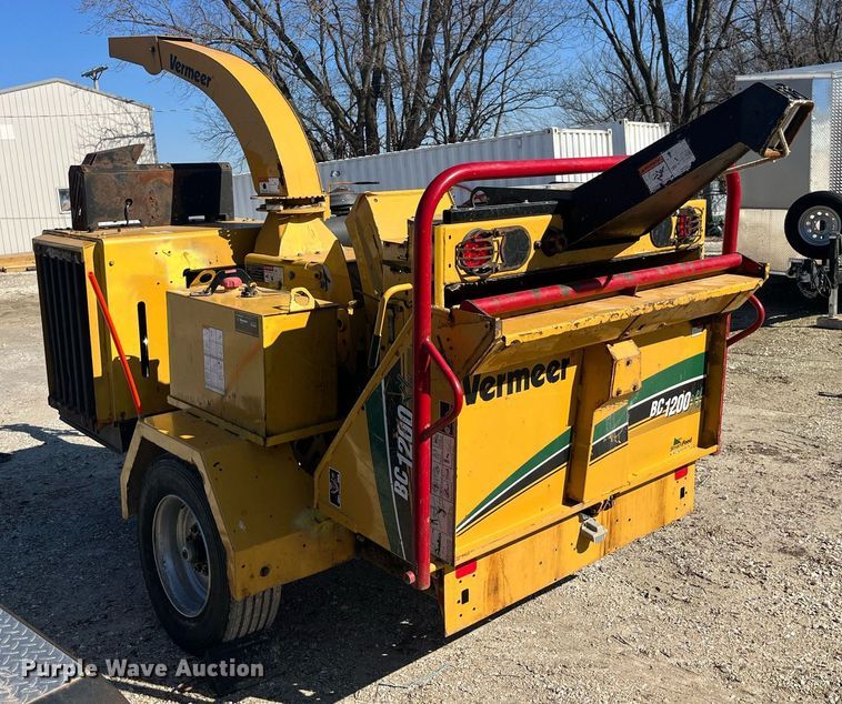 image for item LD9958 2018 Vermeer BC1200XL wood chipper
