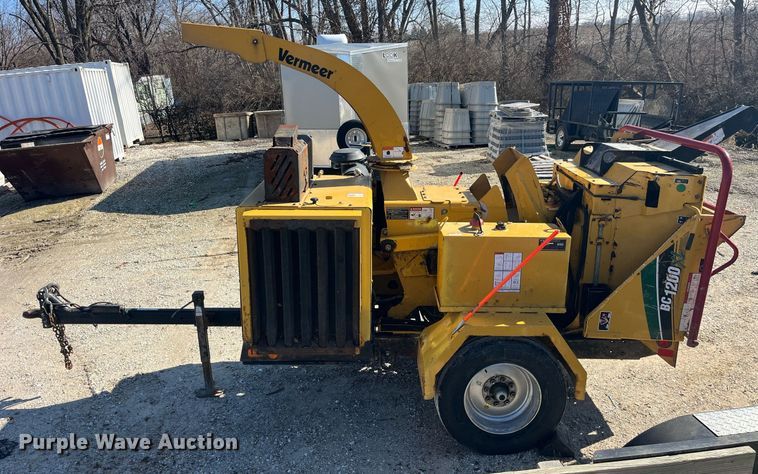 image for item LD9958 2018 Vermeer BC1200XL wood chipper