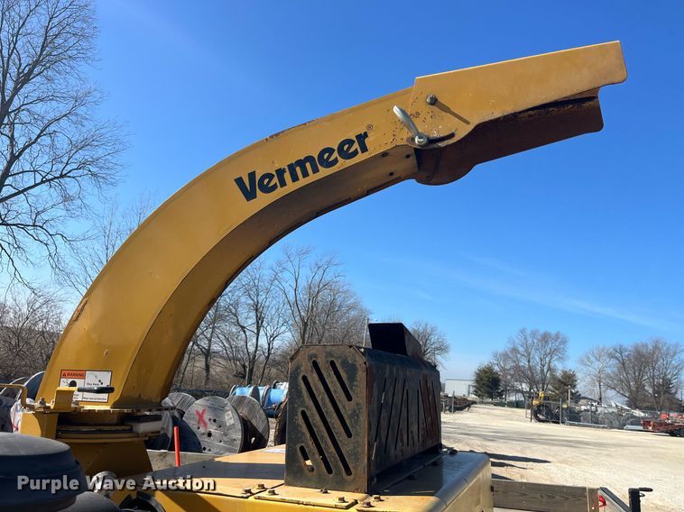 image for item LD9958 2018 Vermeer BC1200XL wood chipper
