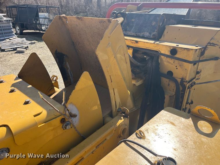 image for item LD9958 2018 Vermeer BC1200XL wood chipper
