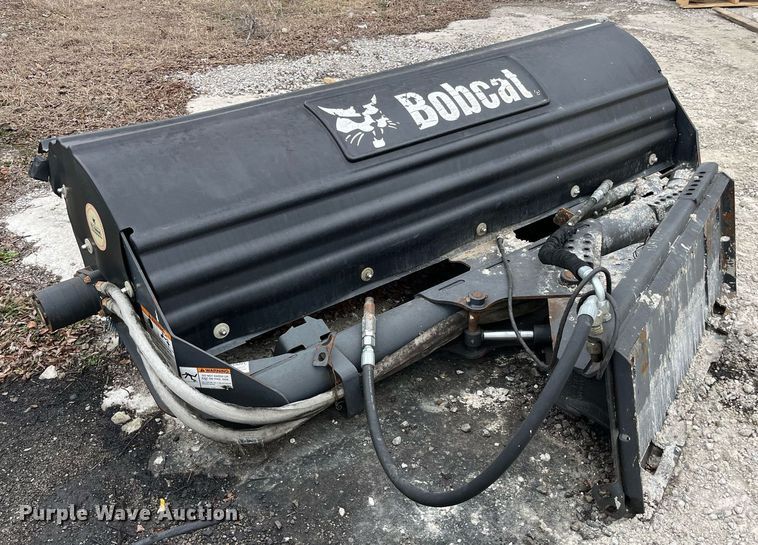 image for item LD9962 2012 Bobcat 84 Angle Broom skid steer broom