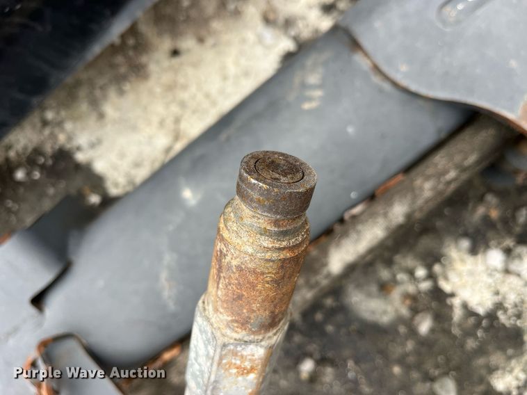 image for item LD9962 2012 Bobcat 84 Angle Broom skid steer broom