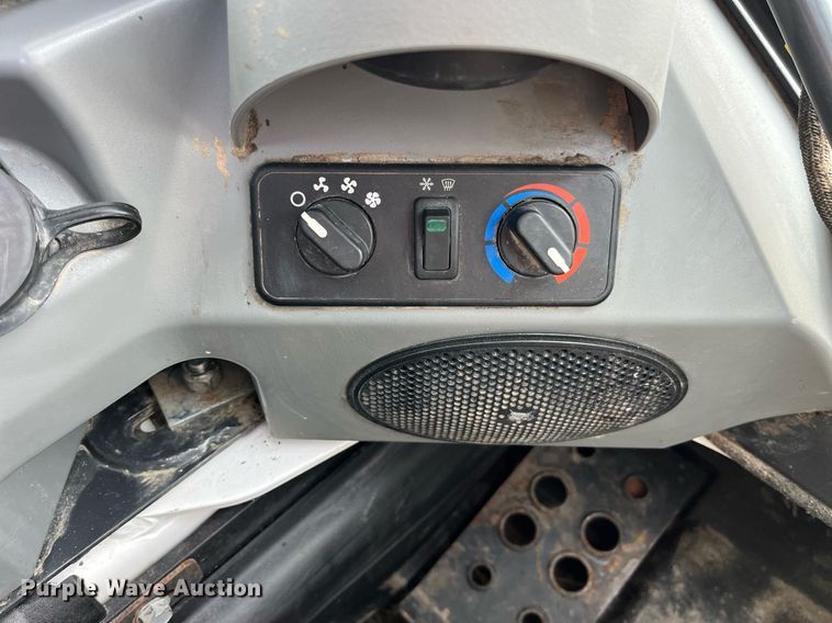 image for item LD9968 2021 Bobcat T770 tracked skid steer loader