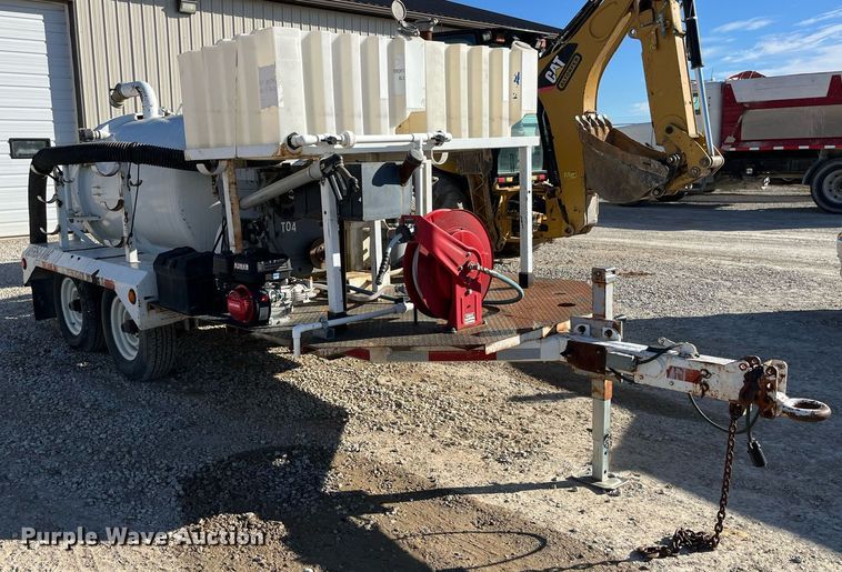 image for item LD9972 1999 Versa Vac 350 vacuum excavator