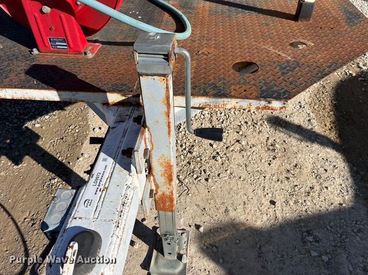 image for item LD9972 1999 Versa Vac 350 vacuum excavator