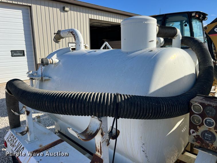 image for item LD9972 1999 Versa Vac 350 vacuum excavator