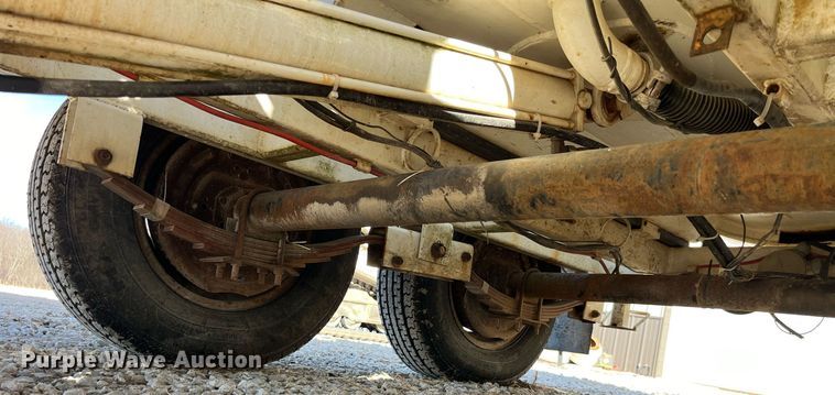 image for item LD9972 1999 Versa Vac 350 vacuum excavator