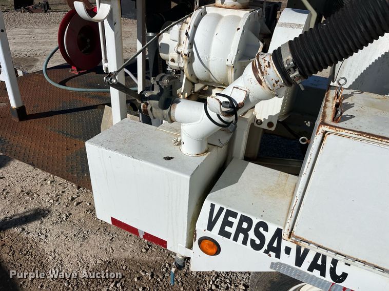 image for item LD9972 1999 Versa Vac 350 vacuum excavator