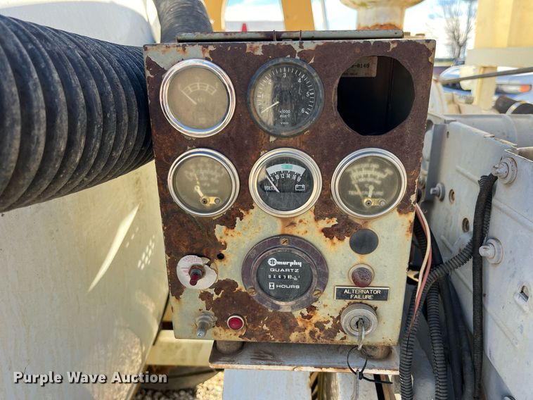 image for item LD9972 1999 Versa Vac 350 vacuum excavator