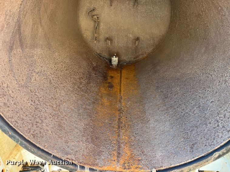 image for item LD9972 1999 Versa Vac 350 vacuum excavator