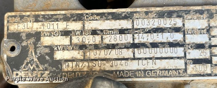 image for item LD9972 1999 Versa Vac 350 vacuum excavator