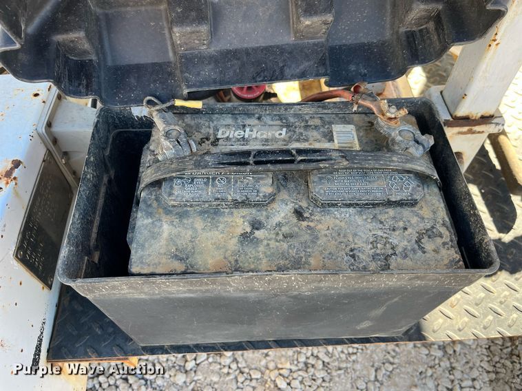 image for item LD9972 1999 Versa Vac 350 vacuum excavator