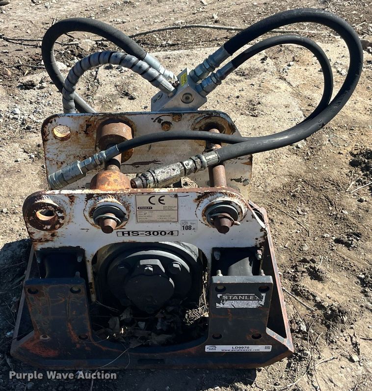 image for item LD9978 Stanley HS30 plate compactor