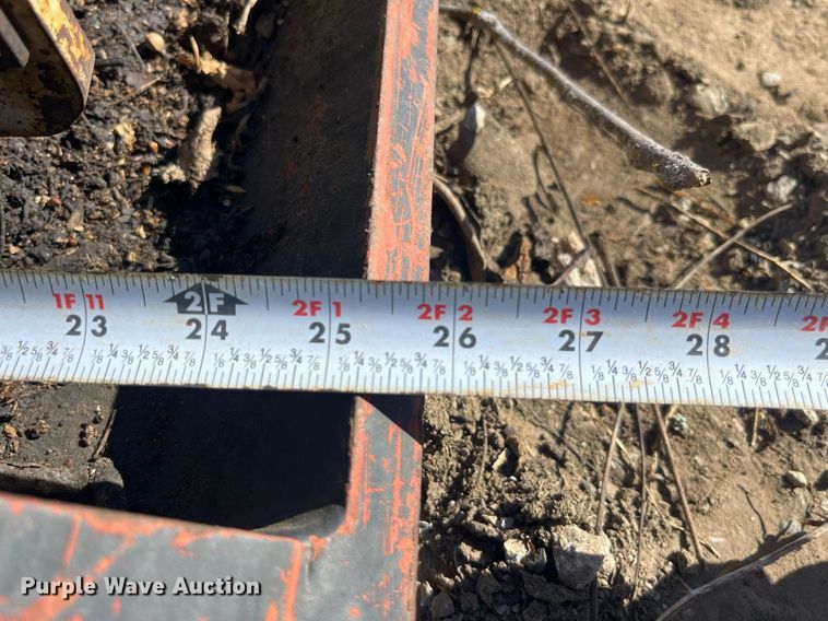 image for item LD9978 Stanley HS30 plate compactor