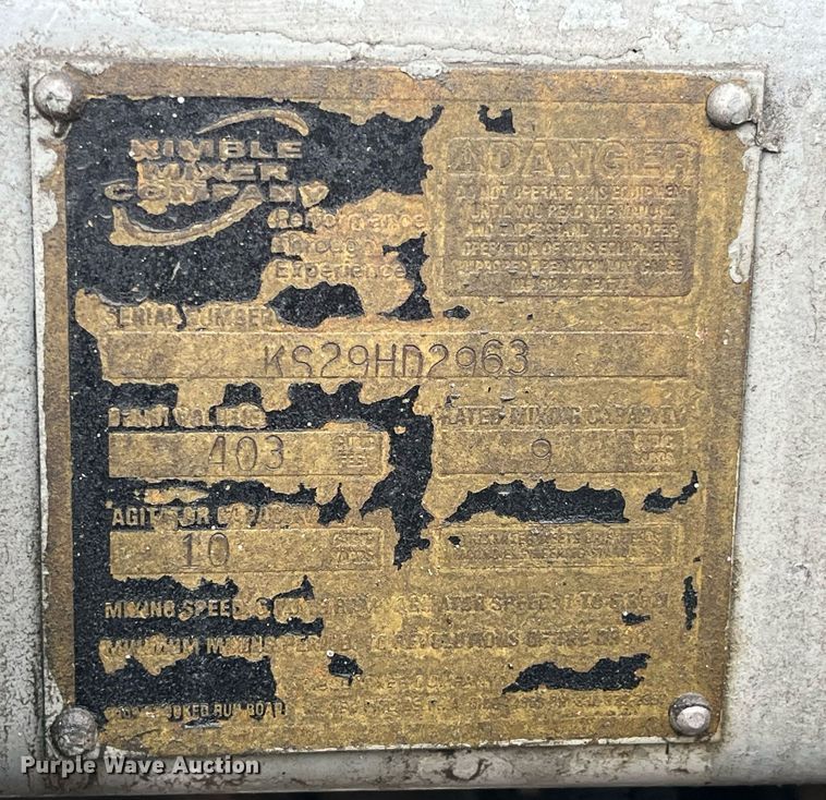 image for item LD9981 2005 Mack CV713 ready mix truck