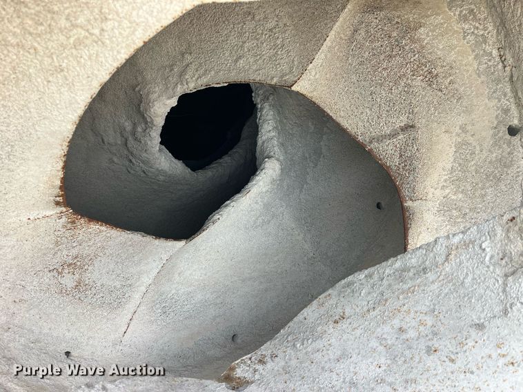 image for item LD9981 2005 Mack CV713 ready mix truck