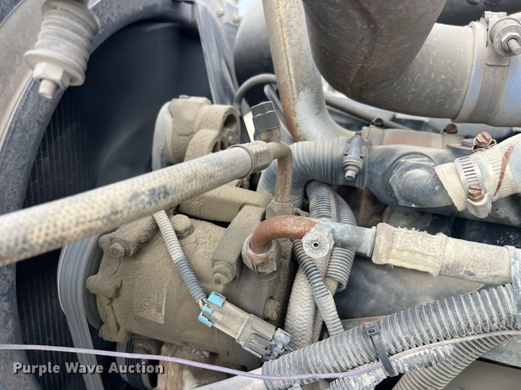 image for item LD9981 2005 Mack CV713 ready mix truck