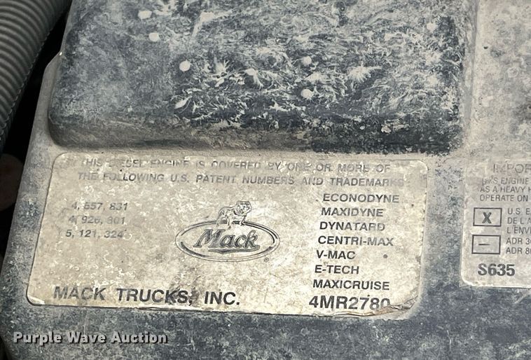 image for item LD9981 2005 Mack CV713 ready mix truck