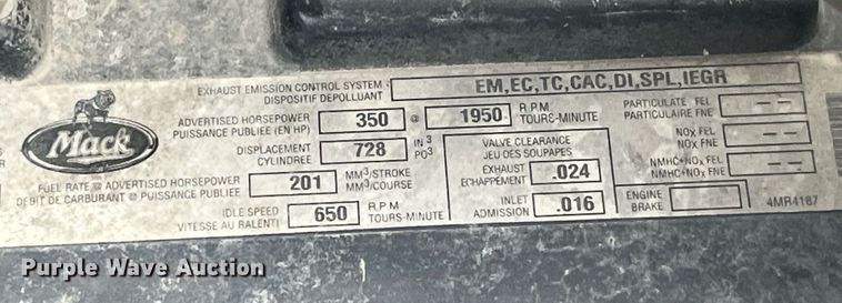 image for item LD9981 2005 Mack CV713 ready mix truck