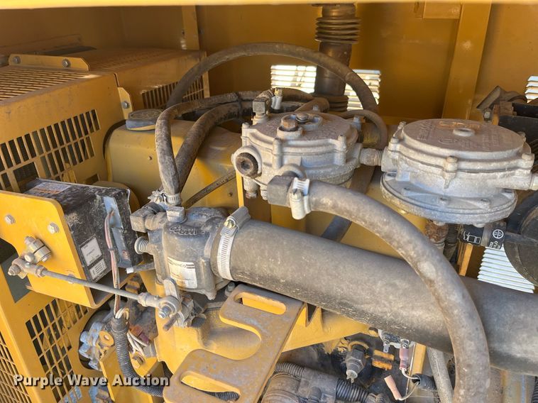 image for item LD9988 1999 Olympian G25F1S generator