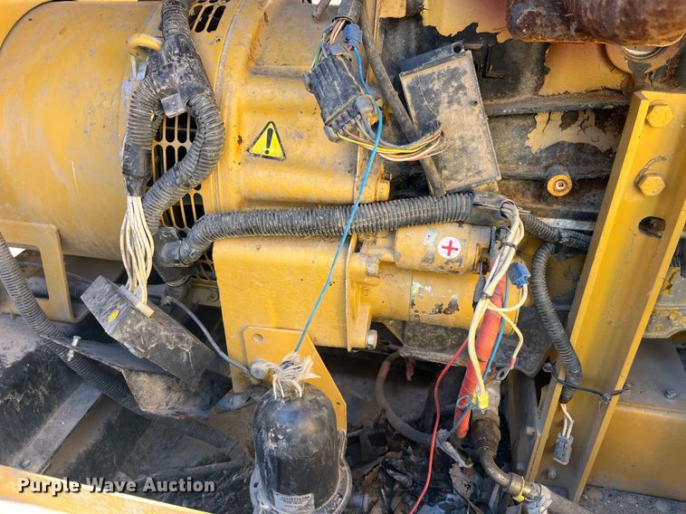 image for item LD9988 1999 Olympian G25F1S generator