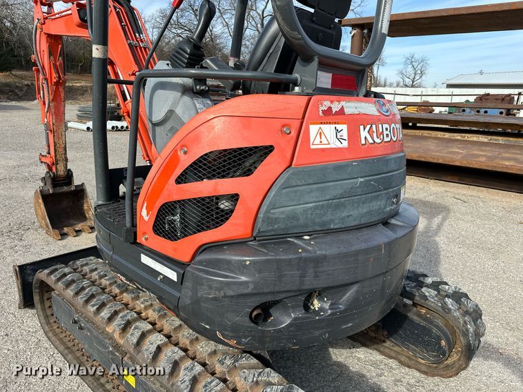 image for item LK9736 2016 Kubota  U25 mini excavator