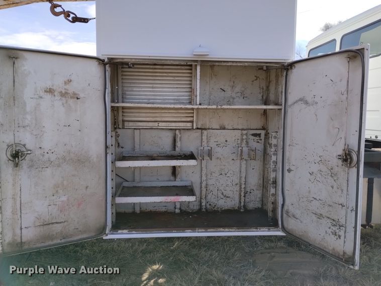 image for item LN9927 2004 Freightliner FL70 crane truck