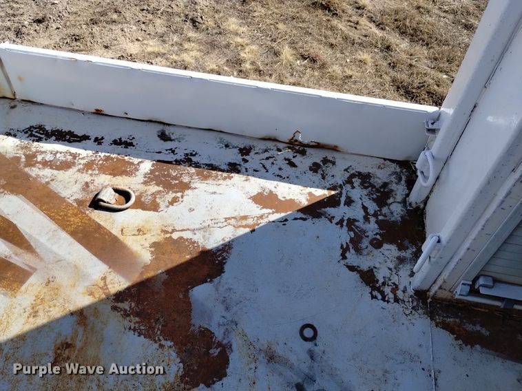 image for item LN9927 2004 Freightliner FL70 crane truck