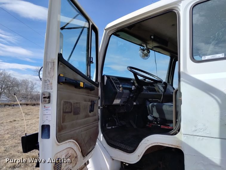 image for item LN9927 2004 Freightliner FL70 crane truck