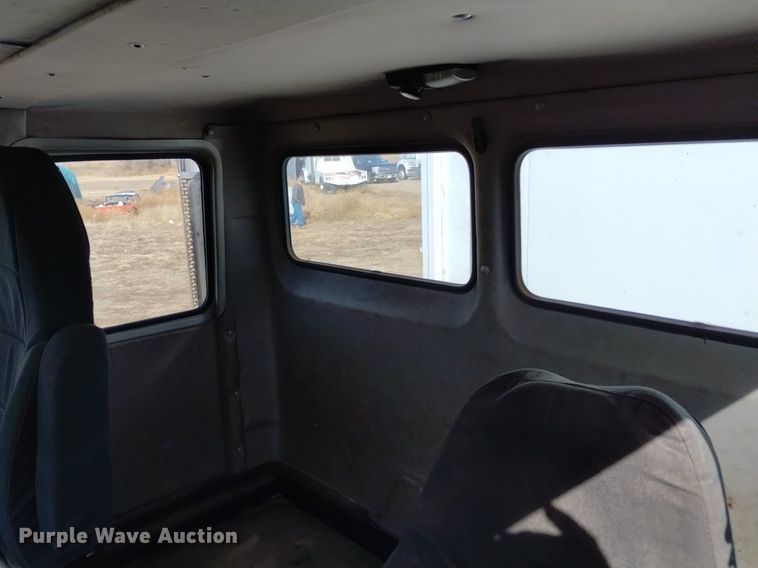 image for item LN9927 2004 Freightliner FL70 crane truck