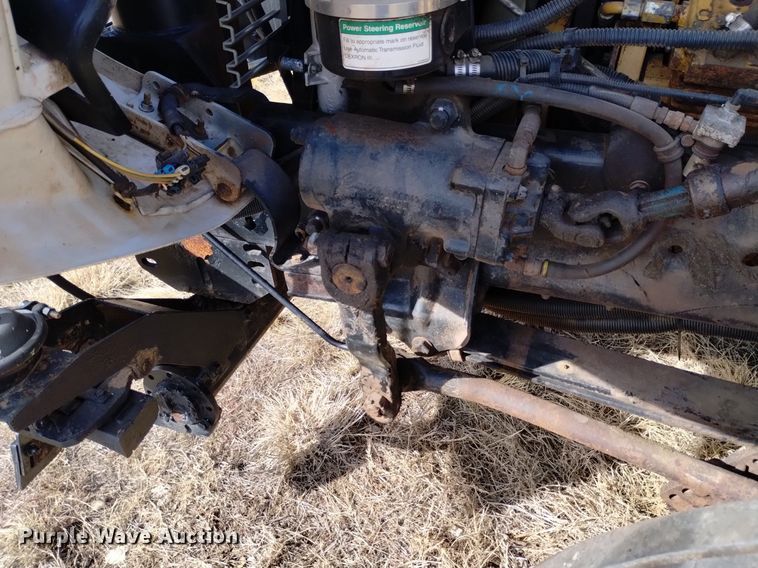 image for item LN9927 2004 Freightliner FL70 crane truck