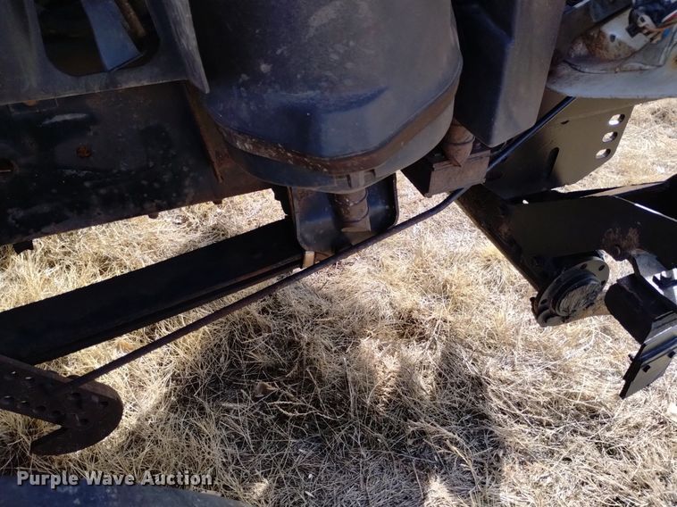 image for item LN9927 2004 Freightliner FL70 crane truck