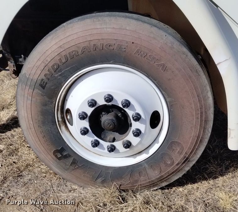 image for item LN9927 2004 Freightliner FL70 crane truck